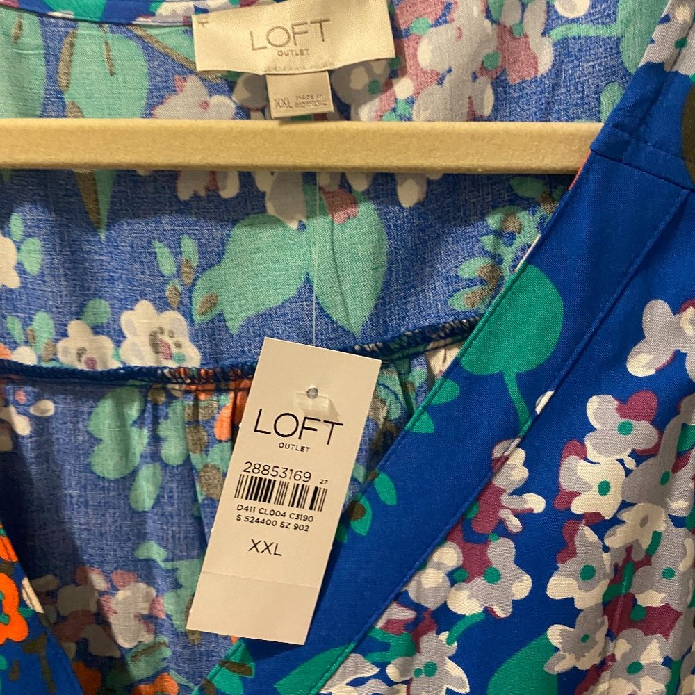 Loft - Women's blue floral tie front blouse - XXL (NWT) - Picture 2 of 3